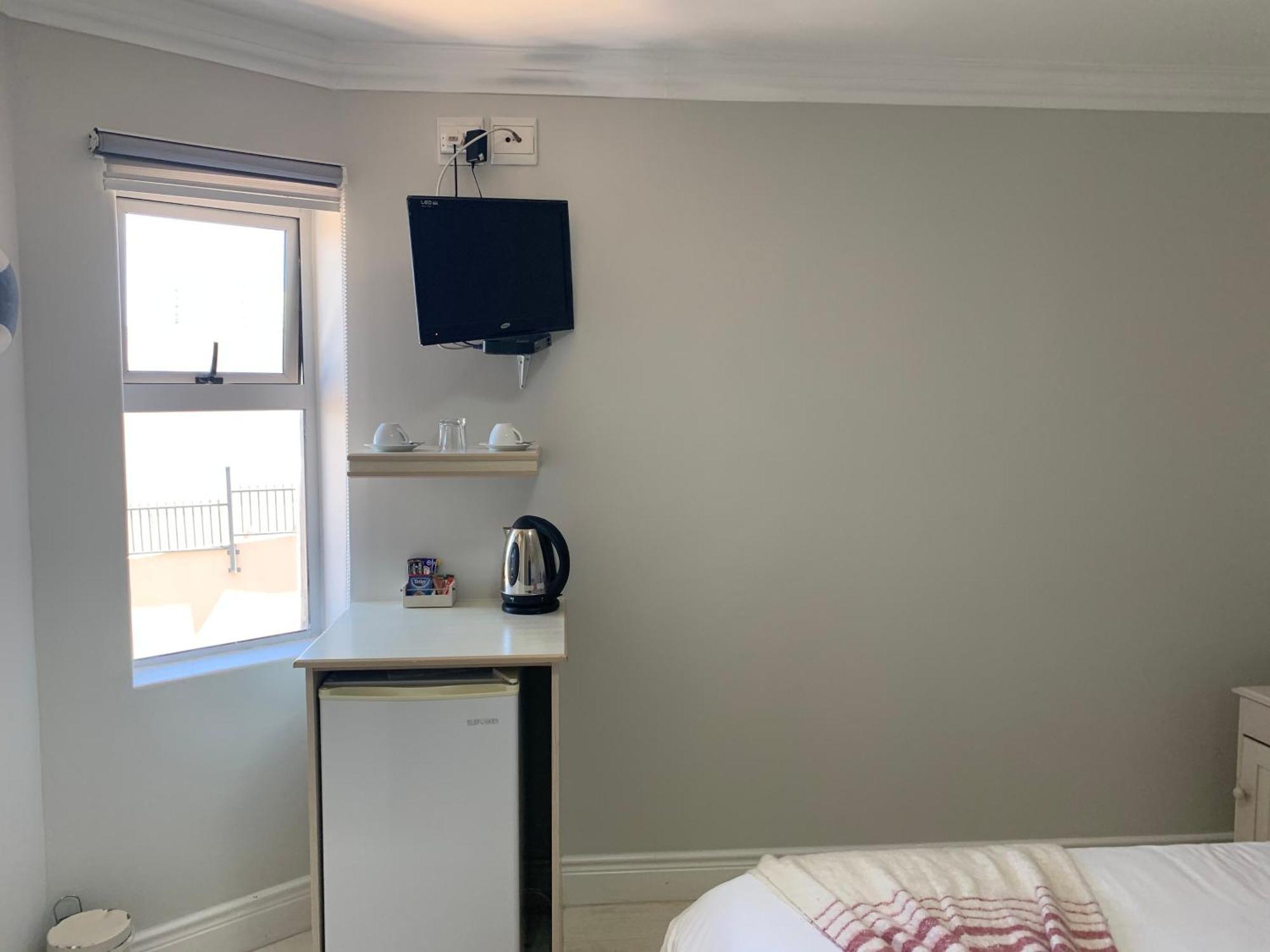 Oceansnest Guest House Bloubergstrand Exterior photo
